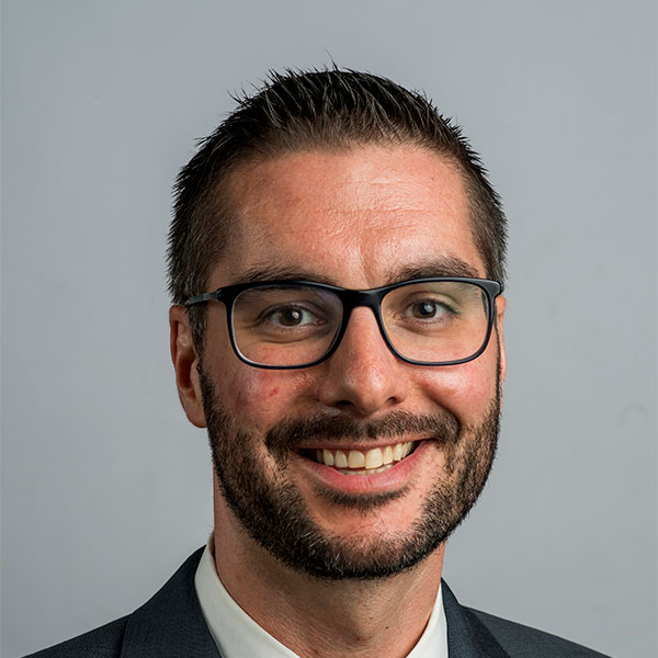 Headshot of Nicholas Bradley 
